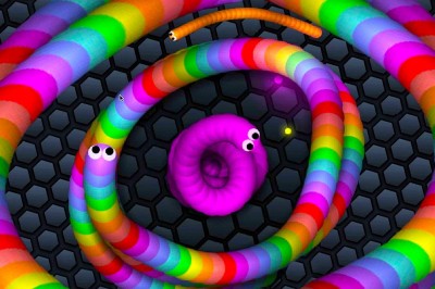 The Greatest escapes from Slither.io