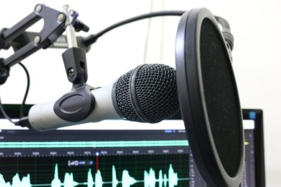 Using podcasting to promote your business online