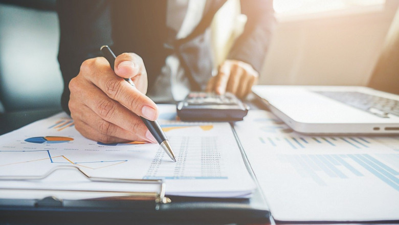 Digging into CV Applications: Techniques for Effective Verification